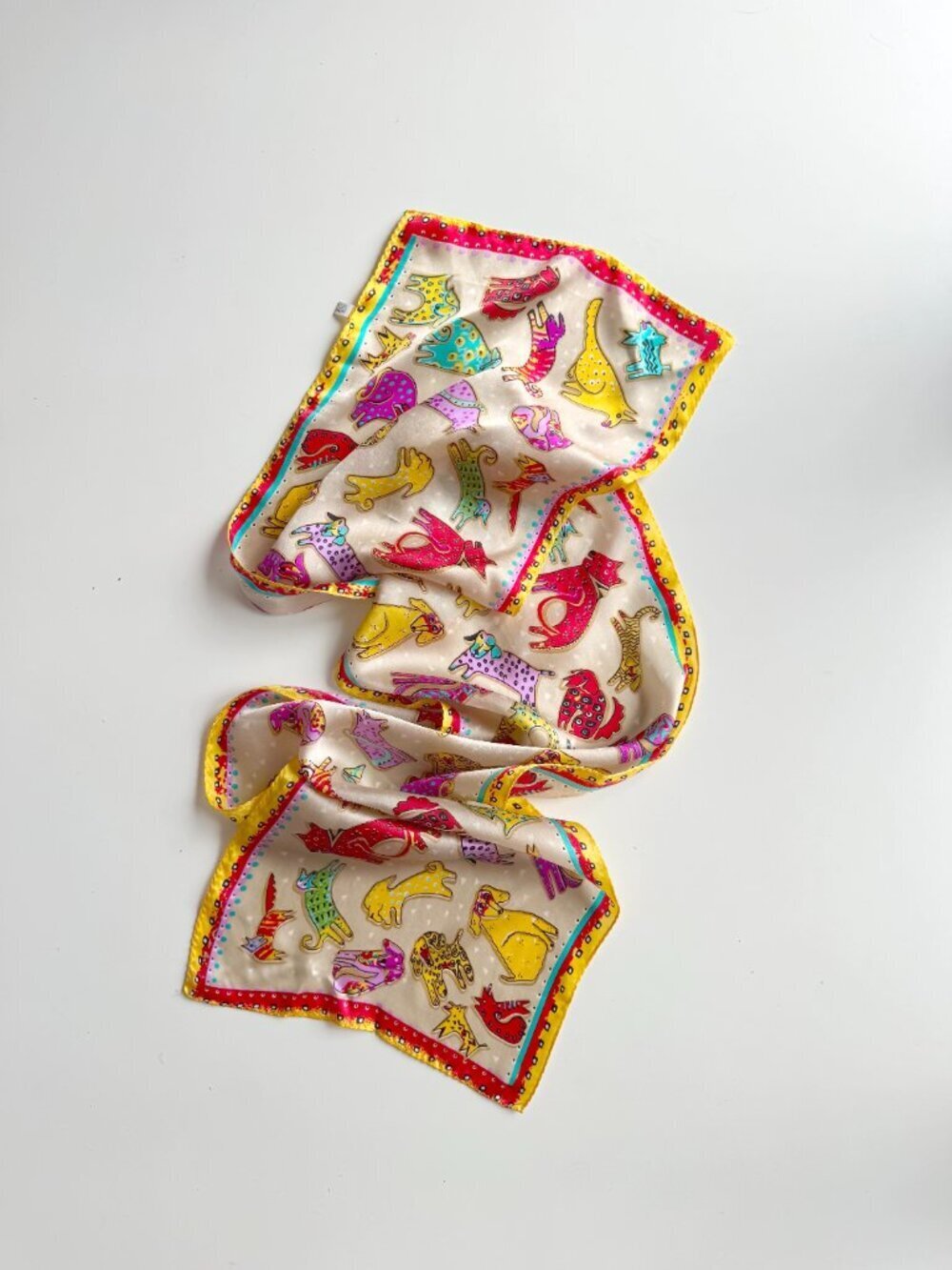 WRAPABLES Happy Puppies Dog & Cat 100% Silk Satin 51" x 10.5" Rectangle Scarf